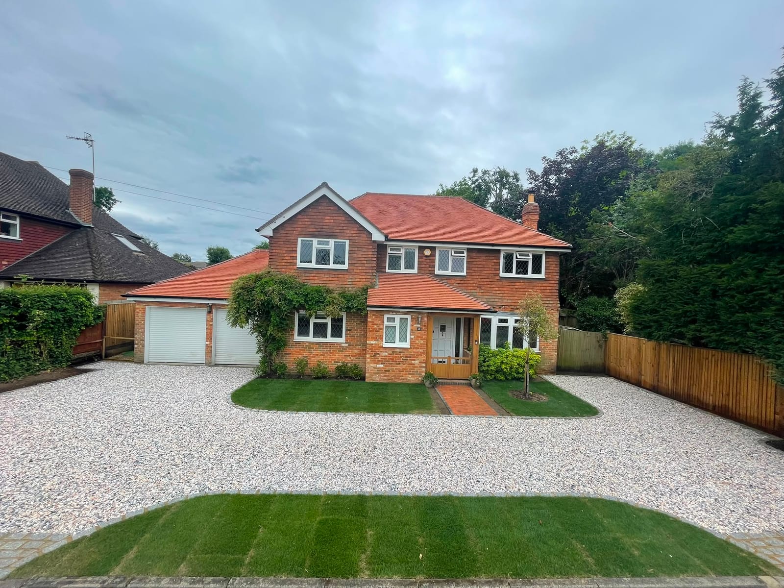 Driveway, patio and landscaping project by Hills Driveways & Patios