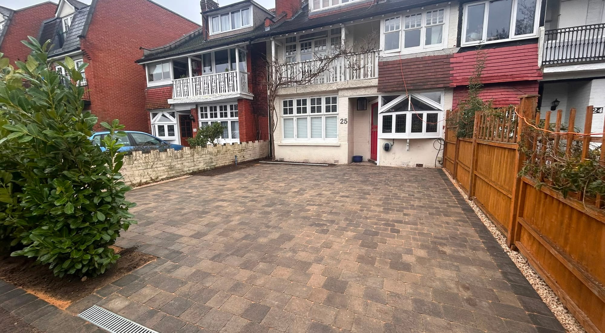 Driveway Cleaning in Guildford by Hills Driveways & Patios