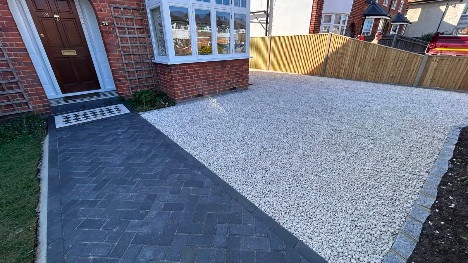 Driveways project by Hills Driveways & Patios in Berkshire & Surrey